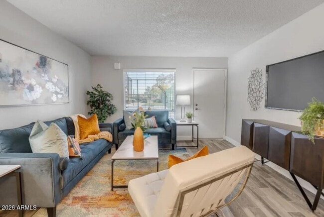 Photo - 2222 W Beardsley Rd Unit 1