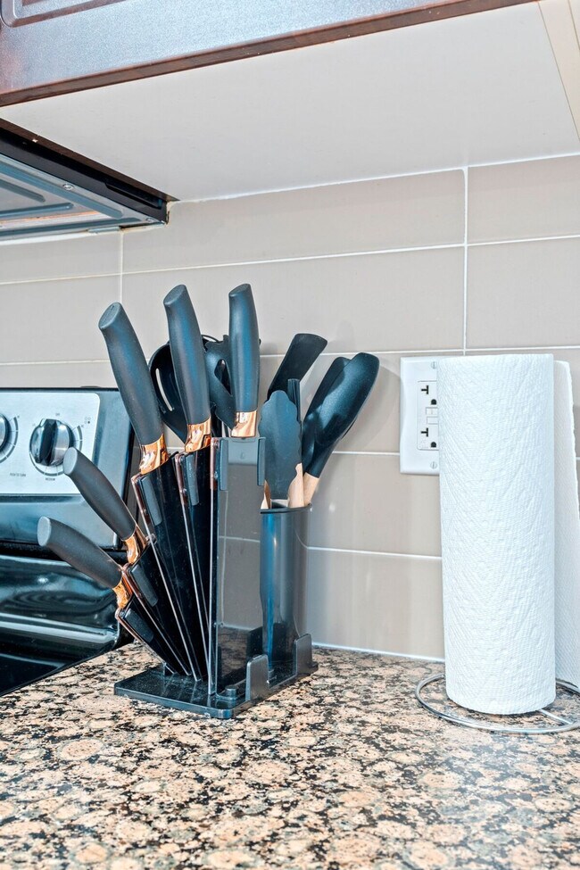 Photo - 215 Angelique St Unit ID1345756P