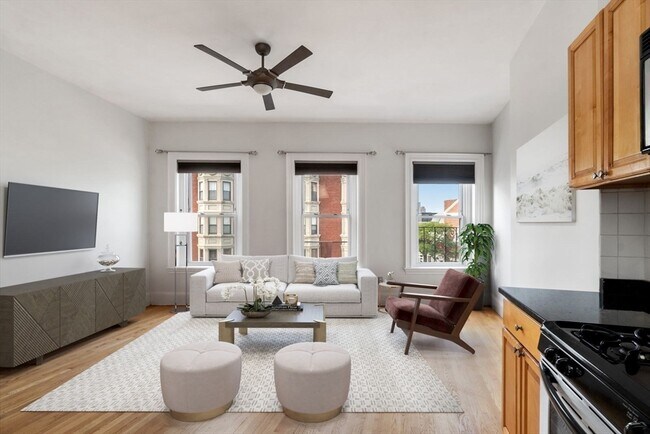 Photo - 104 Dorchester St Condo Unit 3