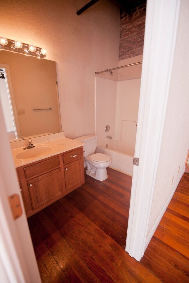 Photo - Market 202 Unit M 202