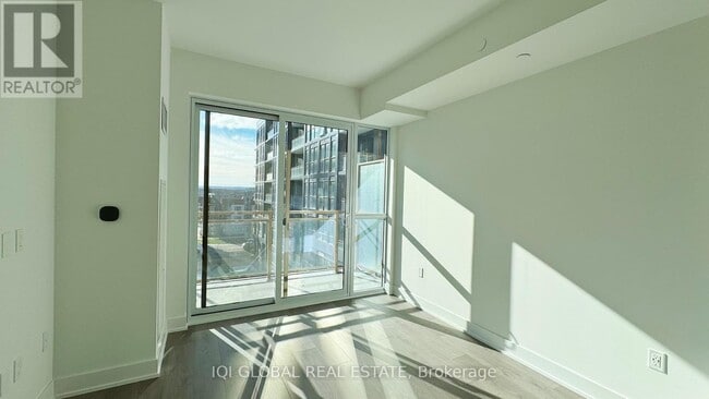 Photo - 2343 Khalsa Gate Unité 541