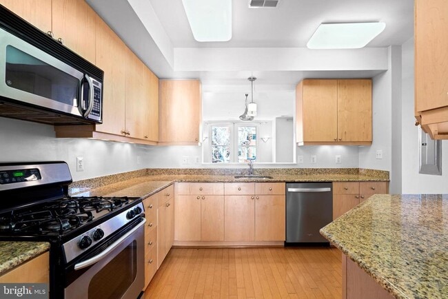 Photo - 1350 Monroe St NW