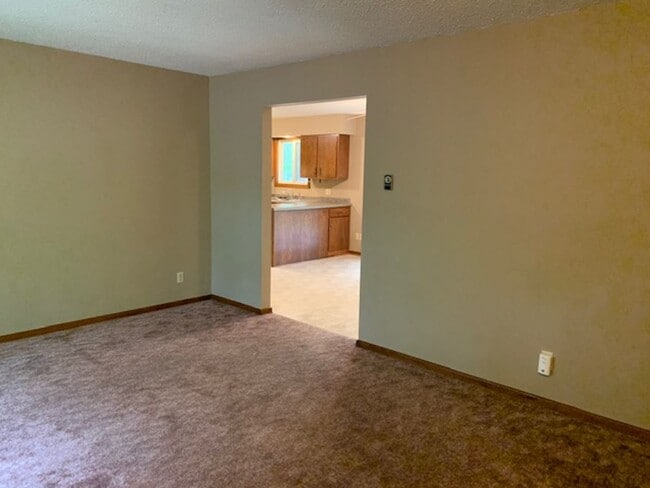 Photo - 9770-9772 Old Hwy 70 Duplex Unit 9770