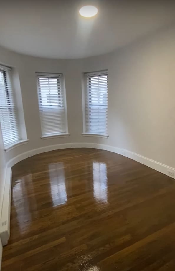 Building Photo - 462 Park Dr Rental