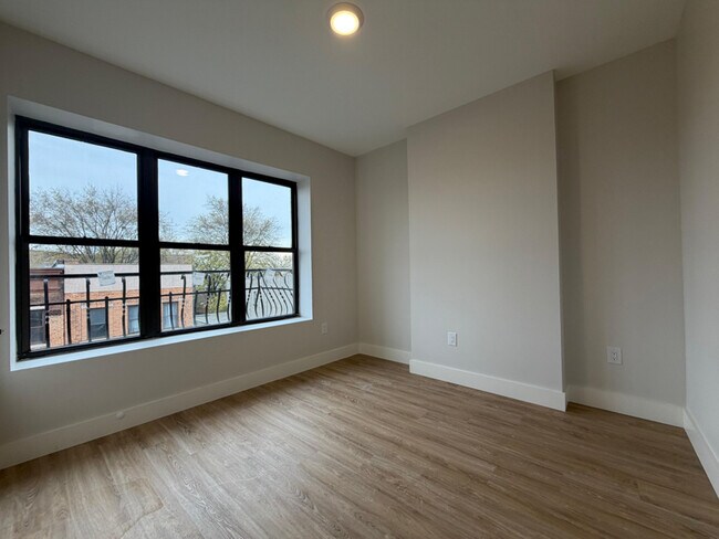 Photo - 269 M.L.K. Drive