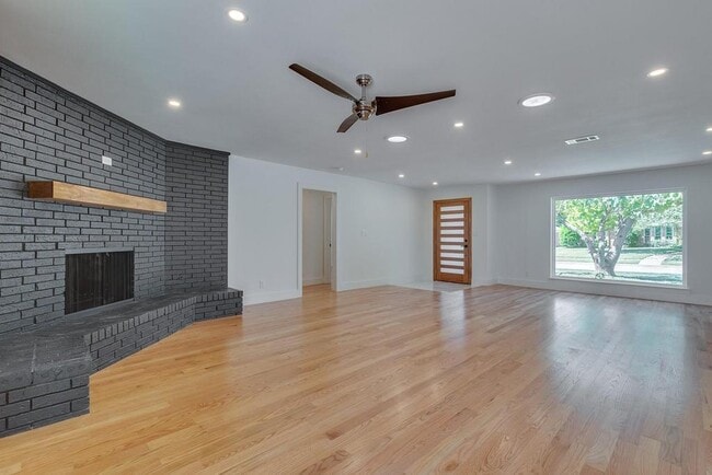 Photo - 1024 Ridgefield Dr