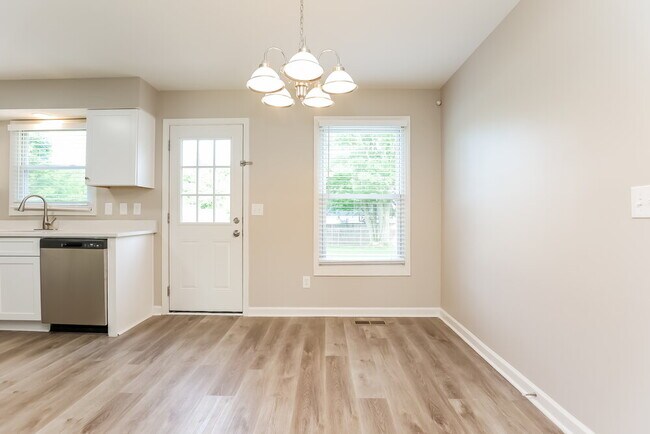 Photo - 1506 River Rock Blvd