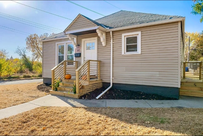 Photo - 383 N Dewey St Apartamento Unidad 383 Dewey Street Saint Paul, MN 55104