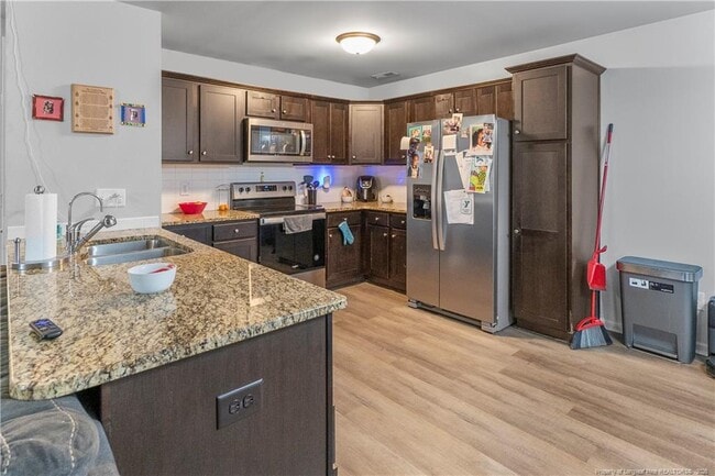 Photo - 140 Denning Farms Ln