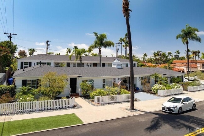 Building Photo - 5064 Marlborough Dr Rental