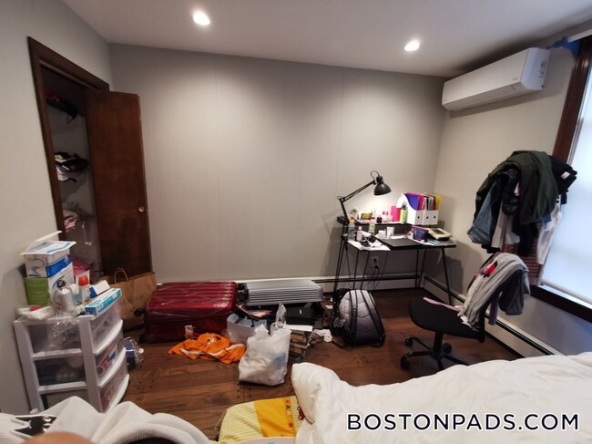 Photo - 230 Brookline St Unidad 3