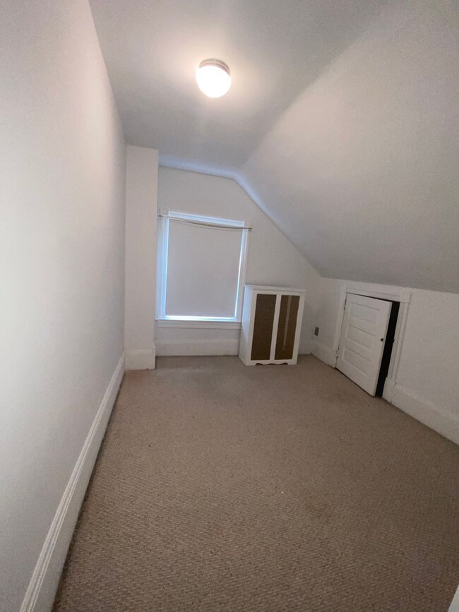 Photo - Gorgeous 3-Bedroom Apartment in Havertown! Available mid-September! Unit 2
