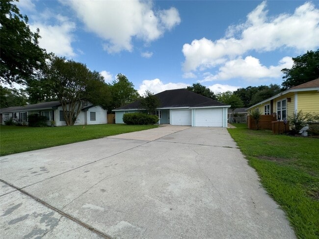 Photo - 119 Marshall St