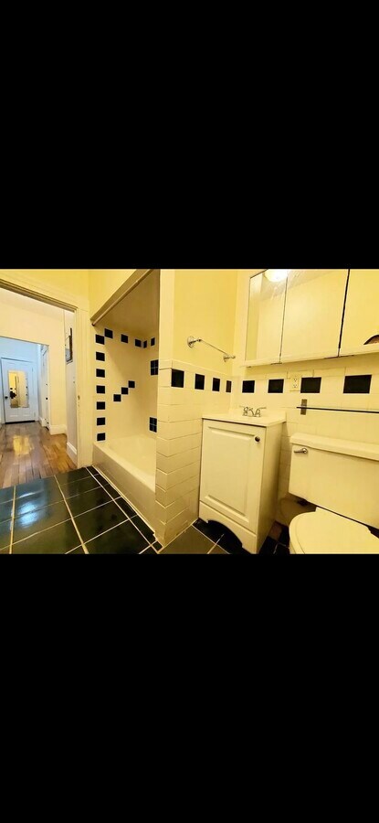 Photo - 68 Beacon St