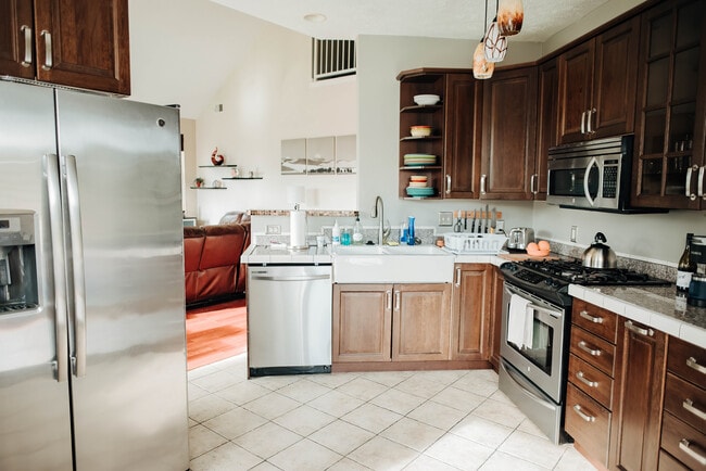 Photo - 631 Eagle Pointe Dr Unidad 631