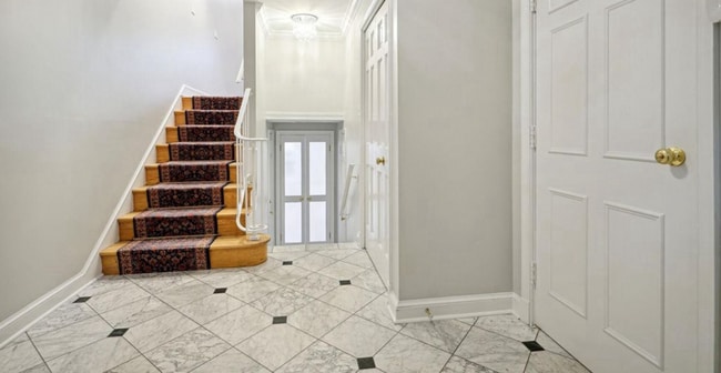Photo - Beautifully Appointed Townhome in Historic Old Town Alexandria
