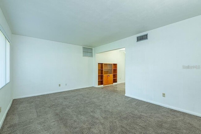 Photo - 10209 N Valle Dr