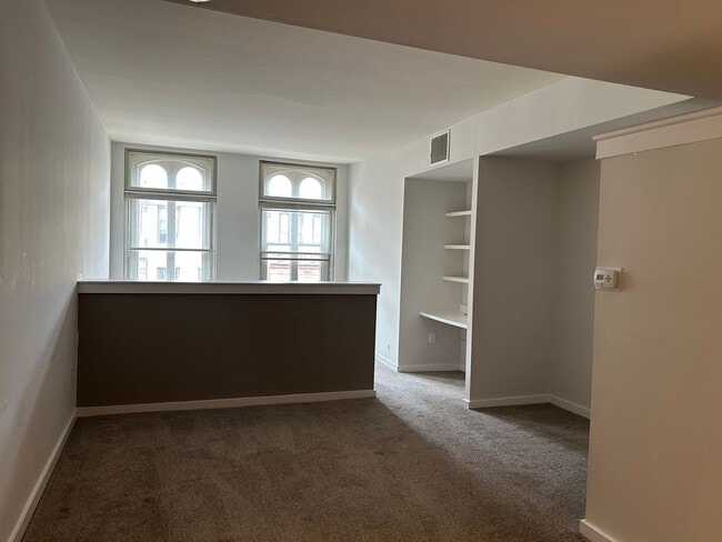 Photo - Welcome to Urban Elegance in the Heart of ... Unit 414