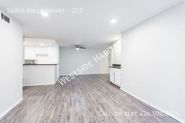 Photo - 14056 Valleyheart Dr Unidad 207