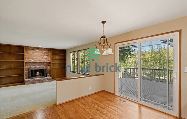Beautiful 4-Bedroom Home with Spacious Yard in a Quiet Cul-de-Sac