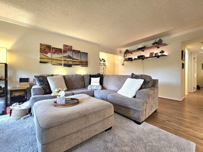 Photo - 7758 New Providence Dr