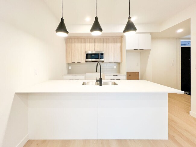 Photo - 9326-9153 153 St NW Unit 4