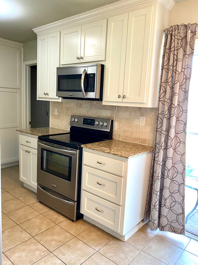 Photo - 3908 E 60th Pl