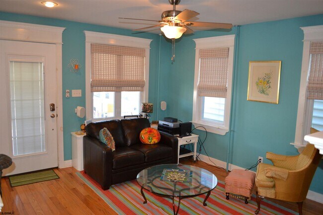 Photo - 22 N Buffalo Ave