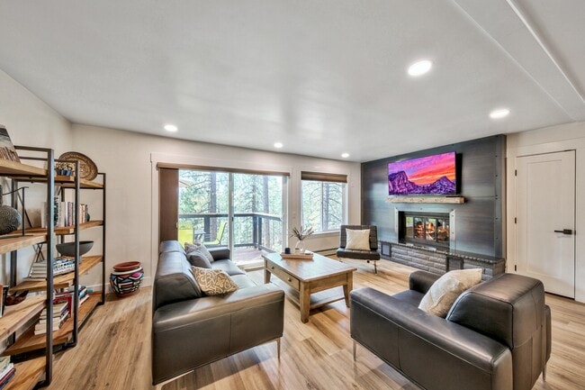 Photo - 3576 Overlook Ct