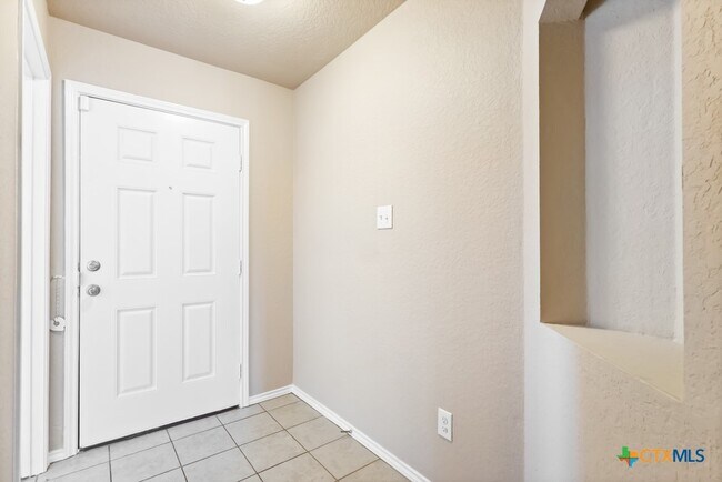 Photo - 1533 Redbridge Dr