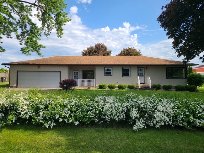 Building Photo - 1397 County Road SS