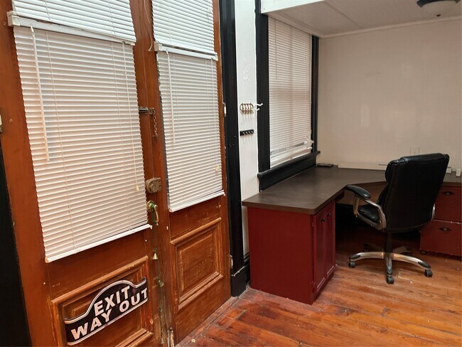 Photo - 2116 The Strand Unit 206