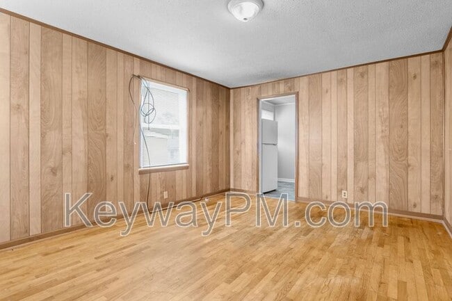 Photo - 3137 Lake Forest Dr