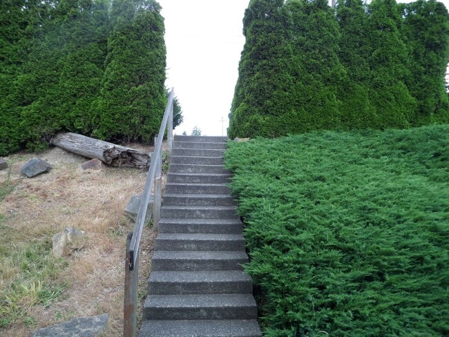 Photo - Great 3-Bedroom Duplex in North Tacoma - T...