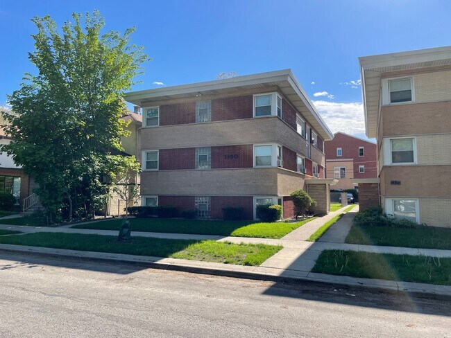 Building - 1190 S Kenilworth Ave Apartments Unit GW