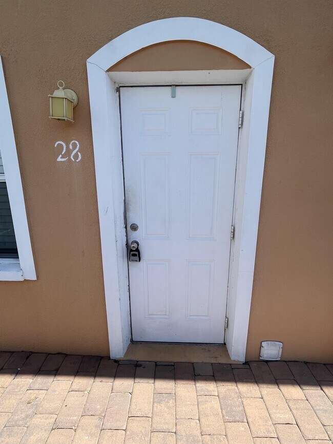 Photo - 50 Needle Blvd