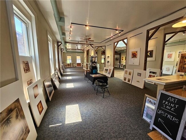 Photo - 30 N Main St