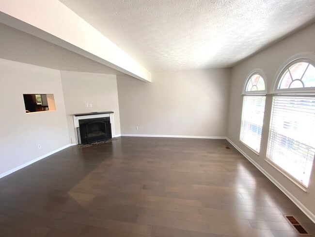 COMING SOON! -10817 Fallsington Court *Beautiful 2BR, 2.5 BA Townhouse in Blue Ash*