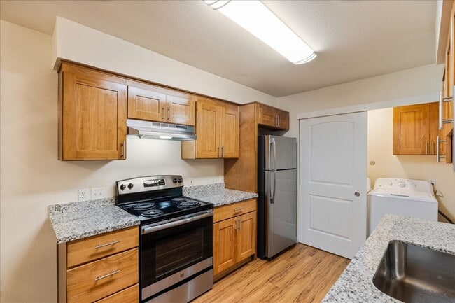 Photo - Cascade Woods Apartments