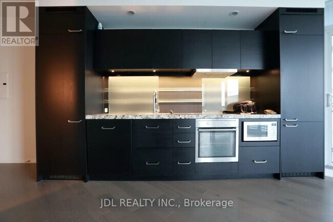 Photo - 45 Charles St E Unité 5006