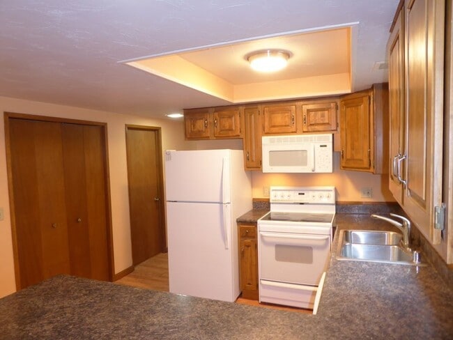 10903 Mendenhall Loop Rd