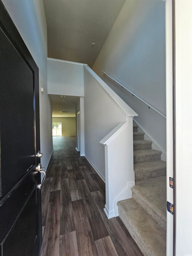 Photo - 800 Wapama St