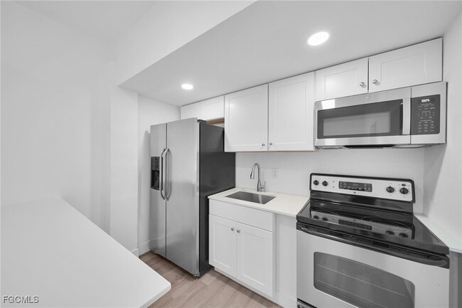 Photo - 128 Eucalyptus Ct Unit D