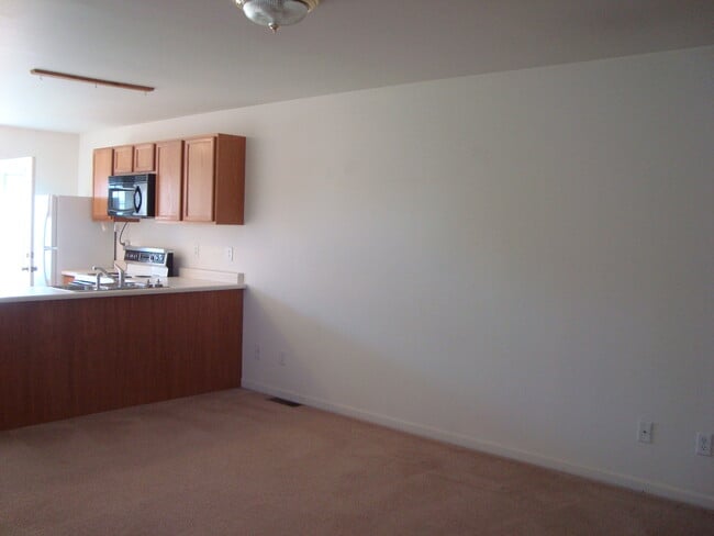 Photo - 1220 White Water Ave