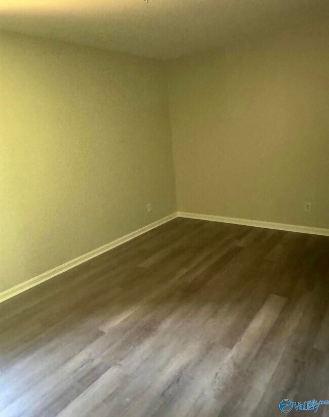 Photo - 2416 Hanover Dr NW