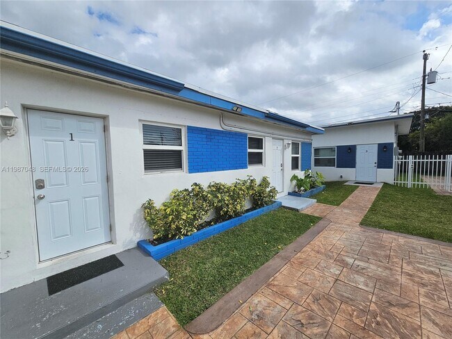 Photo - 6130 Grant St Unidad 2