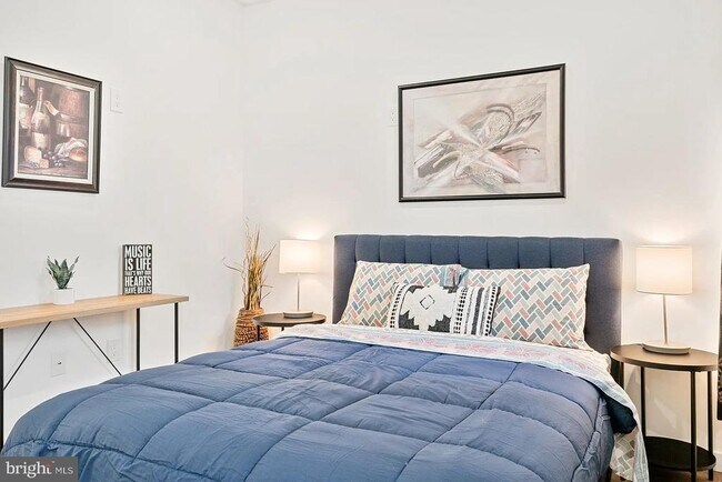 Photo - 1735 S 23rd St Unit 2