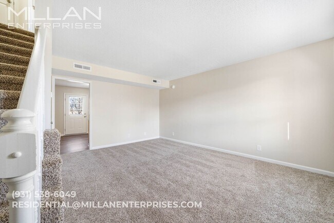 Photo - 510 Hietts Lane