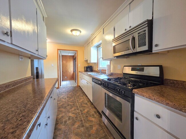 Photo - 336 E Orchard St
