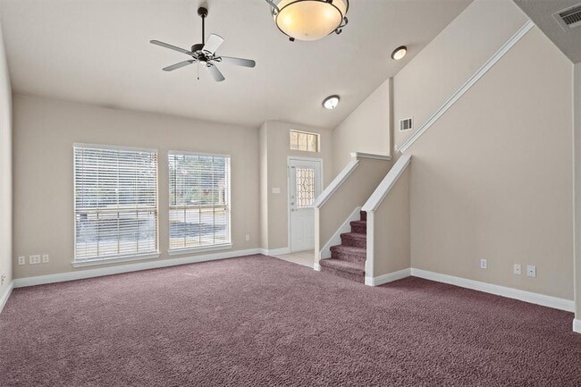Photo - 8800 Hazelhurst Dr